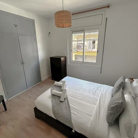 Holidays シッチェス